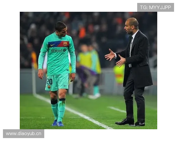 巴萨战术打法落后问题持续显现,对球队竞争格局带来阶段性影响与挑战