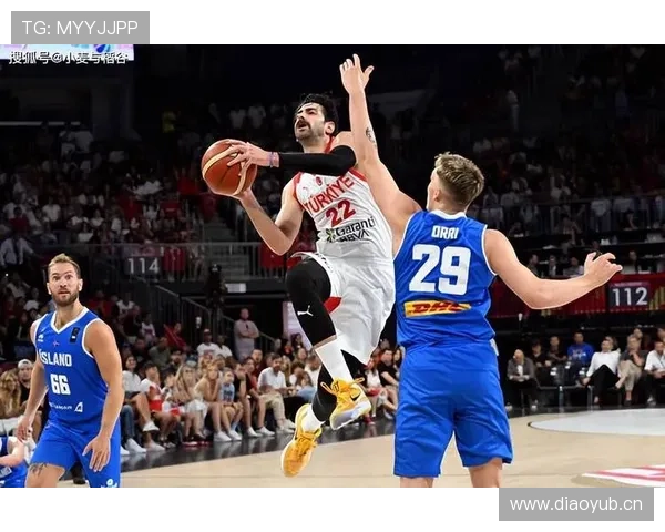 拜仁慕尼黑比赛节奏问题持续显现，对关键赛事稳定性及赛季走势形成影响