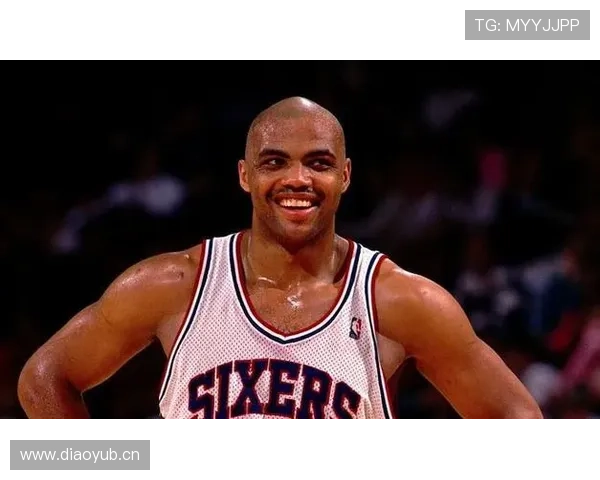 查尔斯·巴克利突破制造多次错位展现内线得分爆发力